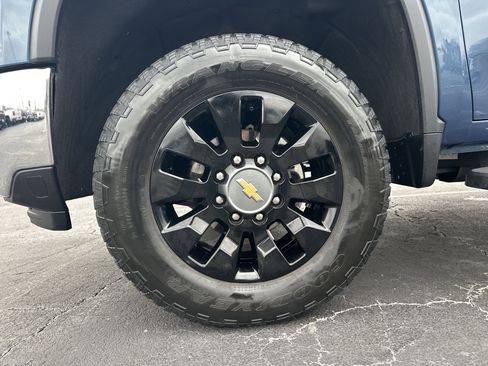 Certified 2024 Chevrolet Silverado 2500 LT w/ Safety Package image 12