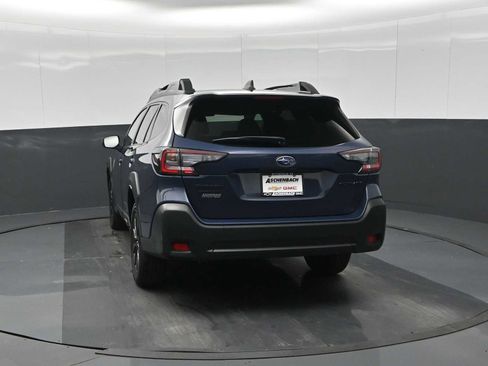 Used 2025 Subaru Outback Onyx Edition image 7