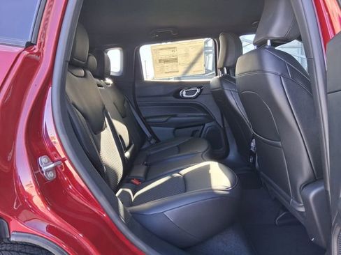 New 2026 Jeep Compass Latitude image 23