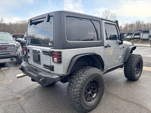 Used 2014 Jeep Wrangler Sport AWD/4WD image 4