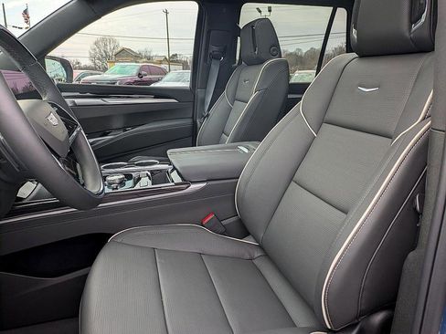 New 2026 Cadillac Escalade Luxury w/ Touring Package image 10