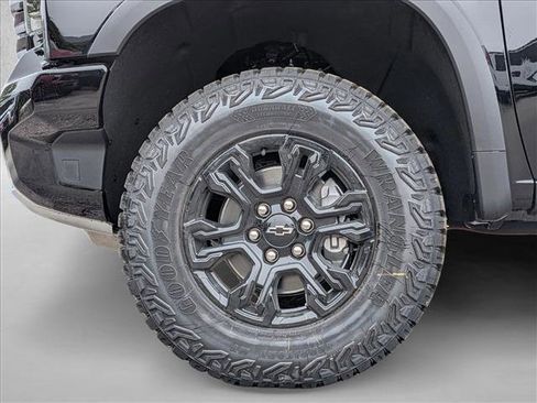 New 2026 Chevrolet Silverado 1500 ZR2 AWD/4WD image 18