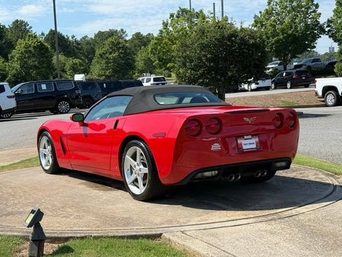 Used 2007 Chevrolet Corvette Convertible w/ Preferred Equipment Group RWD image 5
