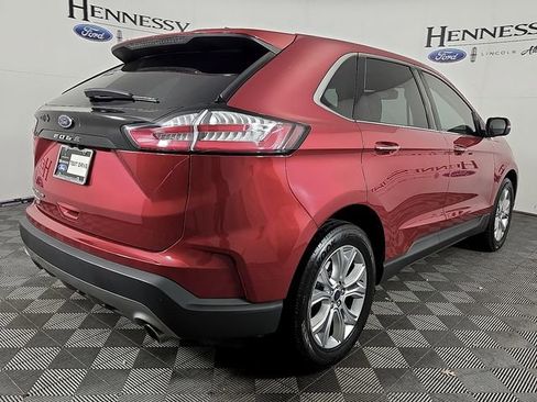 Certified 2021 Ford Edge Titanium image 4