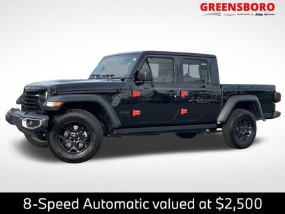 Used 2023 Jeep Gladiator Sport w/ Off Road Group