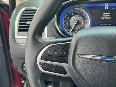 Used 2019 Chrysler 300 Touring w/ Sport Appearance Package image 21