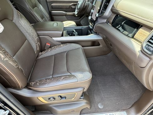 Used 2025 RAM 1500 Limited AWD/4WD image 15
