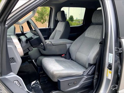 Used 2023 Ford F150 XLT AWD/4WD image 22