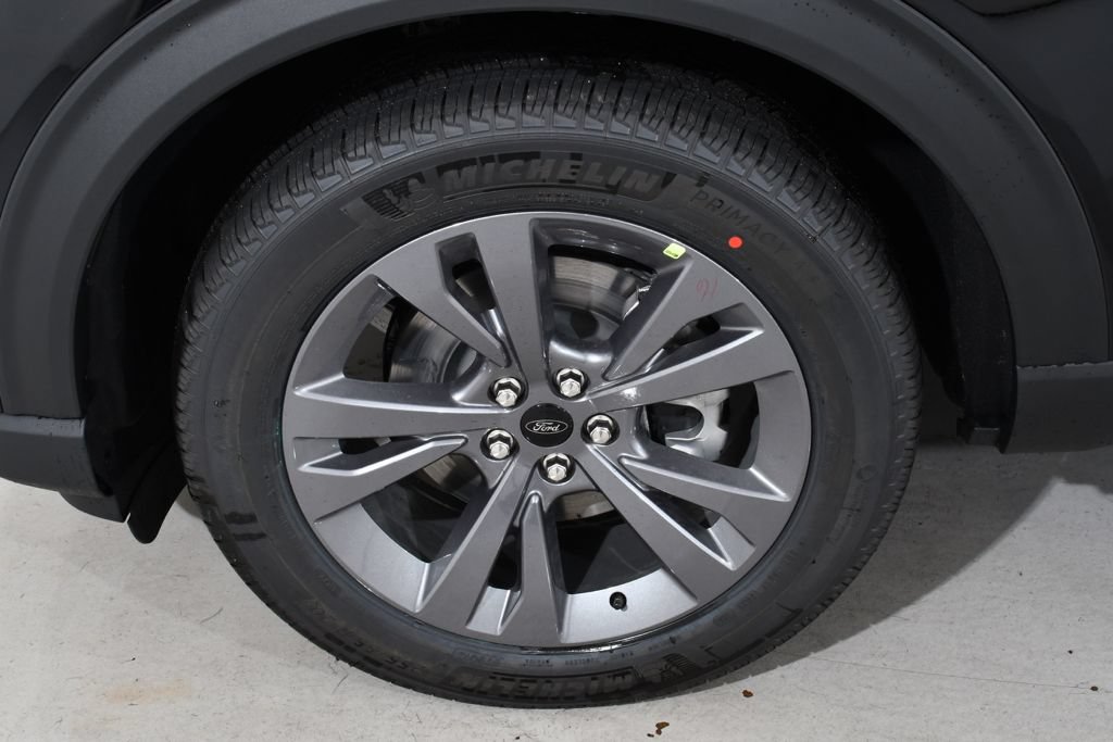 New 2026 Ford Explorer Active w/ Active Comfort Package AWD/4WD image 26