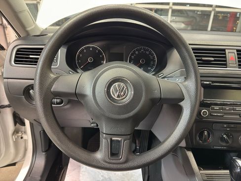 Used 2014 Volkswagen Jetta SE image 15