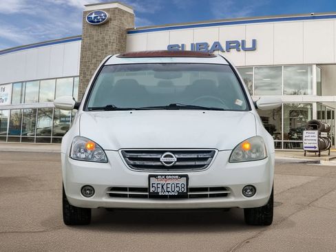 Used 2004 Nissan Altima 3.5 SE w/ Leather Pkg image 6