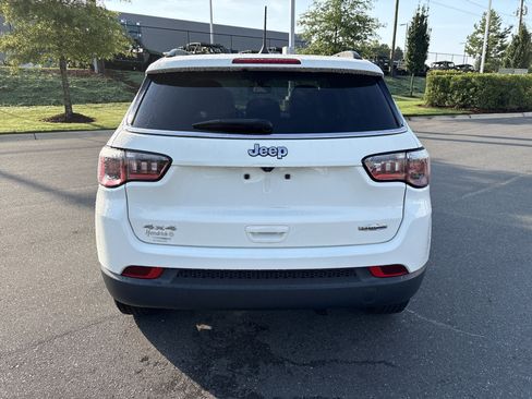 Used 2020 Jeep Compass Latitude AWD/4WD image 8