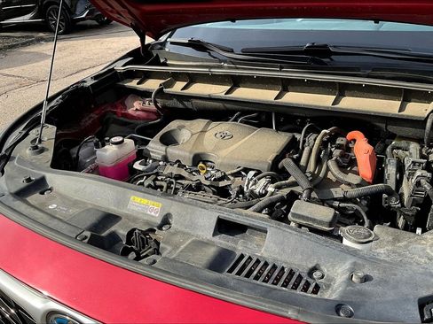 Used 2022 Toyota Highlander XLE image 33