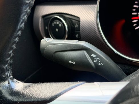 Used 2017 Ford Mustang GT RWD image 29