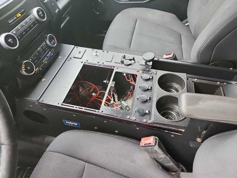 Used 2018 Ford Expedition XL image 23