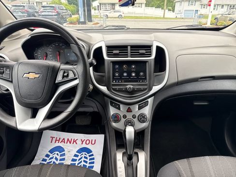 Used 2018 Chevrolet Sonic LT FWD image 17