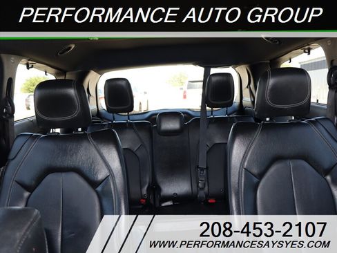 Used 2020 Chrysler Pacifica Touring-L Plus FWD image 8