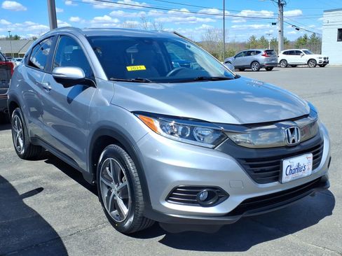 Used 2021 Honda HR-V EX image 3