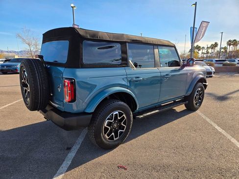 Used 2023 Ford Bronco Outer Banks image 5