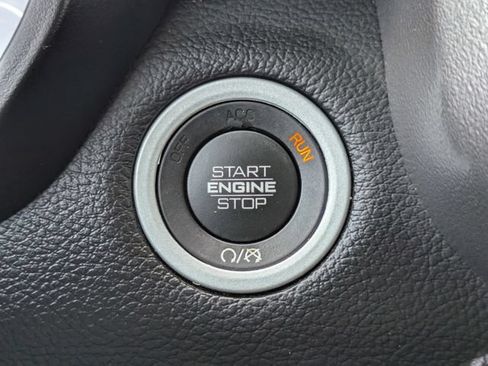 Used 2019 RAM 1500 Big Horn RWD image 28
