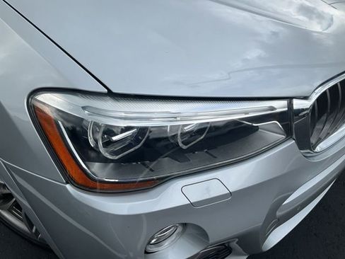 Used 2017 BMW X4 M40i AWD/4WD image 3