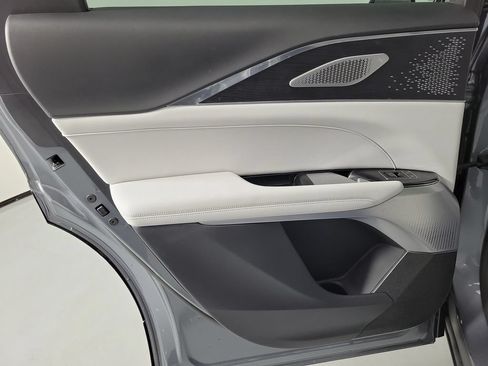 Certified 2023 Cadillac Lyriq 2WD image 13