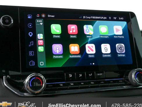 Used 2024 Chevrolet Colorado LT w/ LT Convenience Package RWD image 13