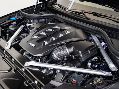 New 2026 BMW X5 M60i image 39
