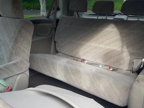 Used 2004 Honda Odyssey EX image 15
