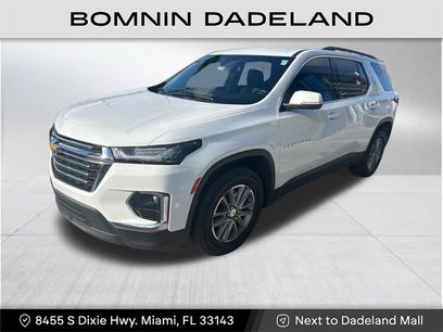 Used 2023 Chevrolet Traverse LT