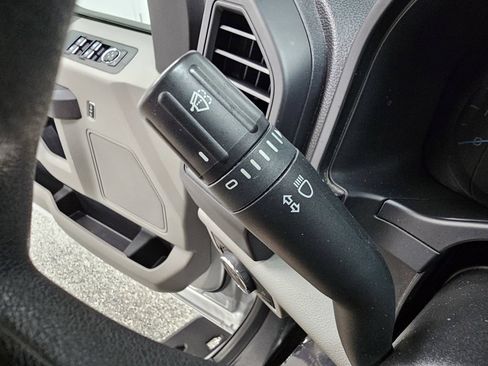 Used 2017 Ford F150 XL w/ Equipment Group 101A Mid AWD/4WD image 35