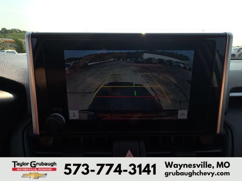Used 2024 Toyota RAV4 XLE AWD/4WD image 22