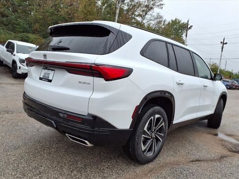 New 2026 Buick Enclave Sport Touring w/ LPO, Floor Liner Package FWD image 22