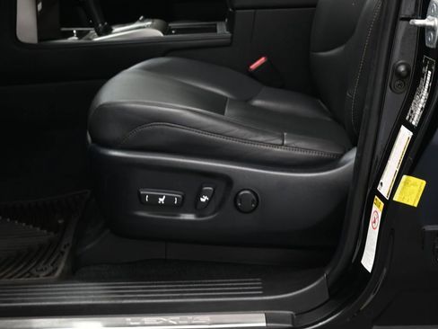 Used 2017 Lexus GX 460 w/ Navigation Package image 10