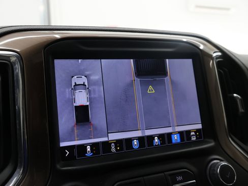 Used 2023 Chevrolet Silverado 2500 High Country image 20