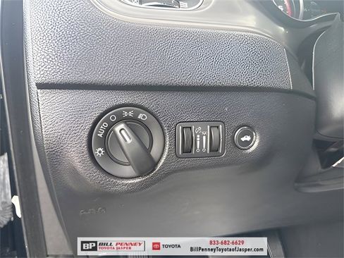 Used 2023 Dodge Charger SXT image 14