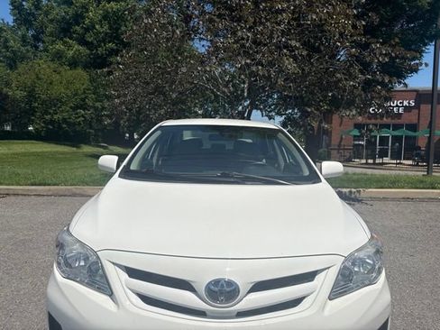 Used 2011 Toyota Corolla LE FWD image 10