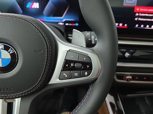 New 2026 BMW X5 M60i image 18