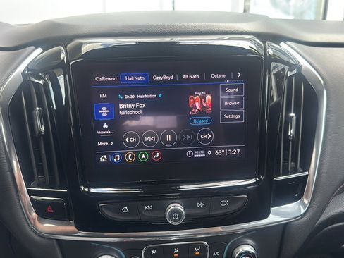 Used 2023 Chevrolet Traverse RS w/ LPO, Floor Liner Package AWD/4WD image 35