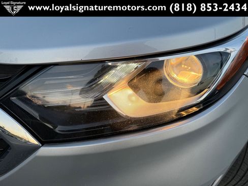 Used 2020 Chevrolet Equinox LS w/ LS Convenience Package image 34