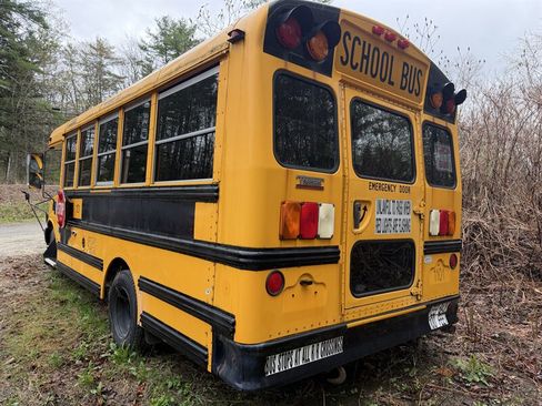 Used 2009 Chevrolet Express 3500 RWD image 5