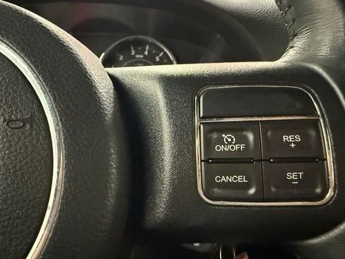 Used 2016 Jeep Wrangler Sport image 18