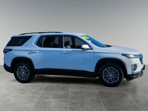 Used 2023 Chevrolet Traverse LT image 6