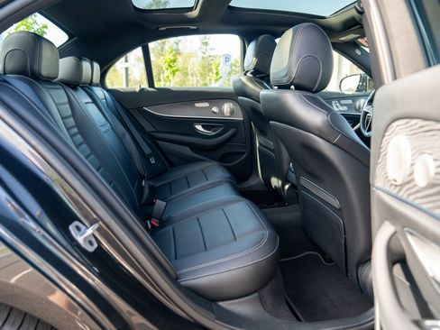 Used 2021 Mercedes-Benz E 450 4MATIC Sedan image 23