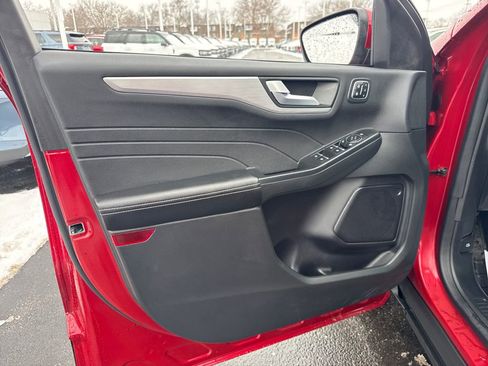 Used 2023 Ford Escape Platinum image 26