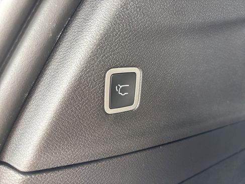 New 2026 Chrysler Pacifica Limited w/ S Appearance Package image 20