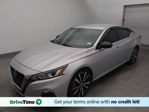 Used 2021 Nissan Altima 2.5 SR FWD image 1