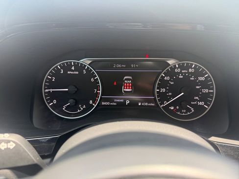 Used 2025 Nissan Pathfinder SV FWD image 14