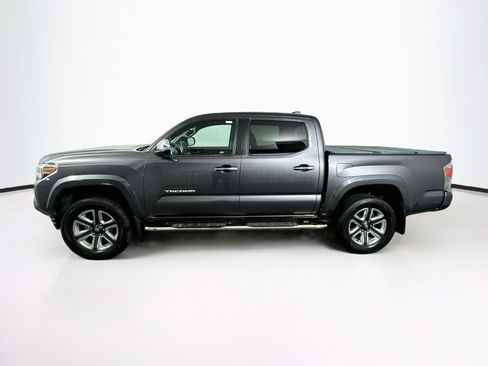 Used 2017 Toyota Tacoma Limited w/ Tow Package AWD/4WD image 4