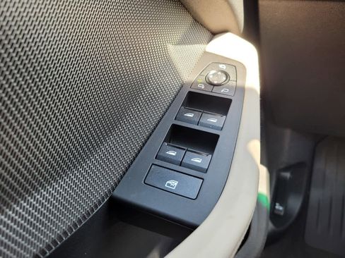 New 2026 BMW 228i 228 w/ Technology Package image 6